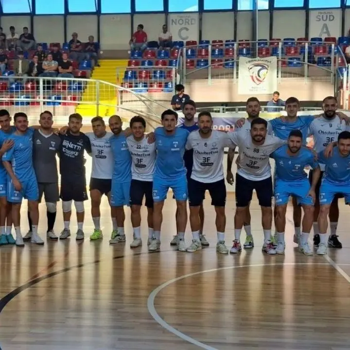 Calcio a 5, la Pirossigeno Cosenza pareggia 3-3 nell’ultimo test pre campionato contro il Manfredonia