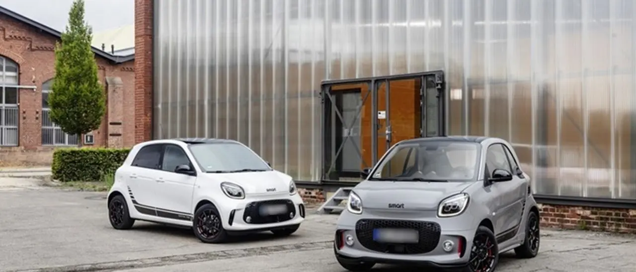 Auto rubate a Roma, modificate e rivendute online o grazie a concessionarie compiacenti: 21 indagati tra la Calabria e il Lazio