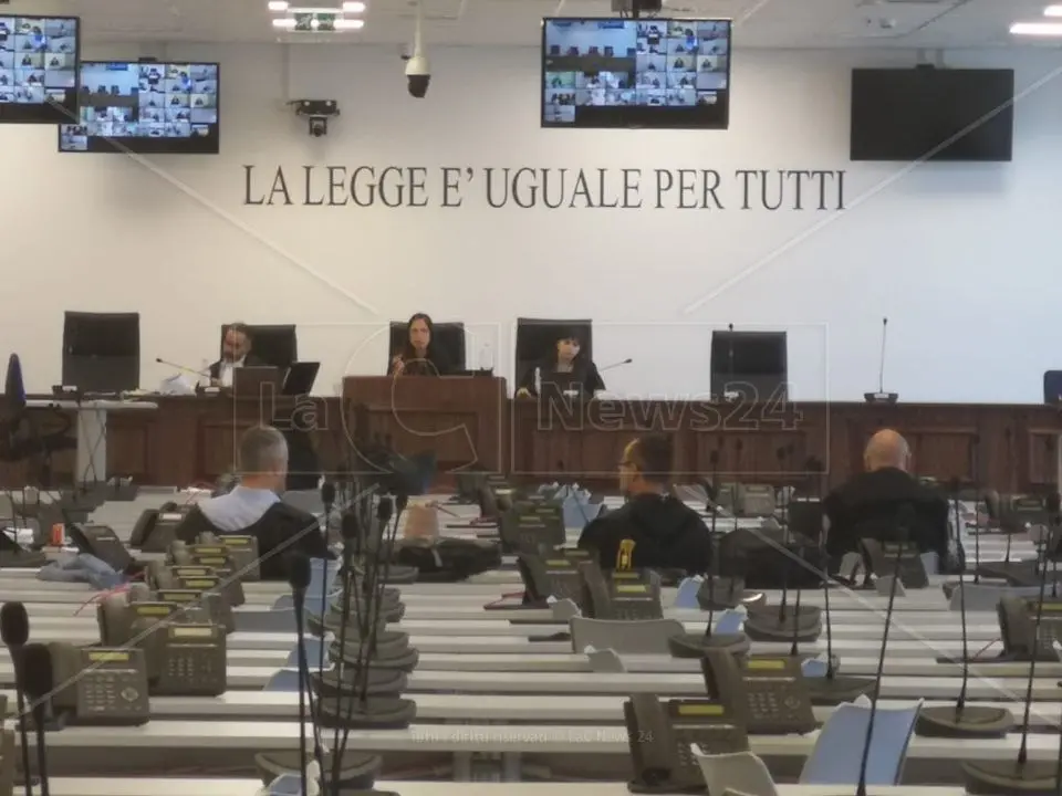 Il pentito Belnome: «Gli ’ndranghetisti nascondono i milioni sotto terra. Ascone? Portava al Nord la coca dei Mancuso»