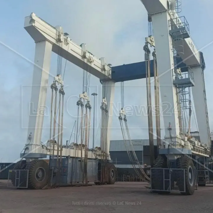 Porto di Corigliano Calabro: il cantiere navale fermo e la marineria in difficoltà