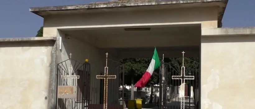 ‘Ndrangheta al cimitero di Locri, in Appello cinque condanne e quattro assoluzioni - NOMI