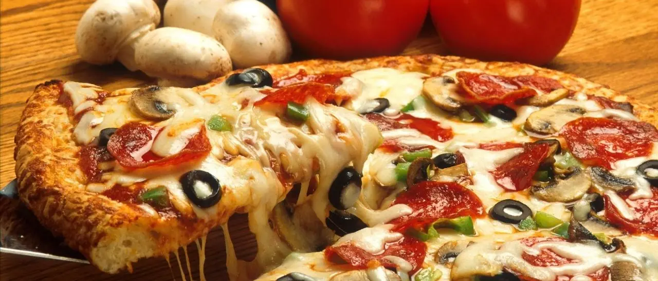 Scalea, il 22 e il 23 ottobre ritorna il Campionato mondiale di pizza piccante tra trofei e temi sociali