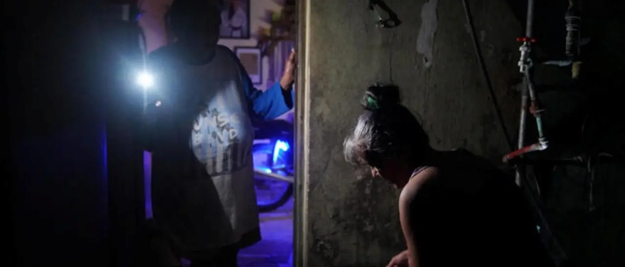 Cuba al buio da due giorni mentre attende l’arrivo dell’uragano Oscar