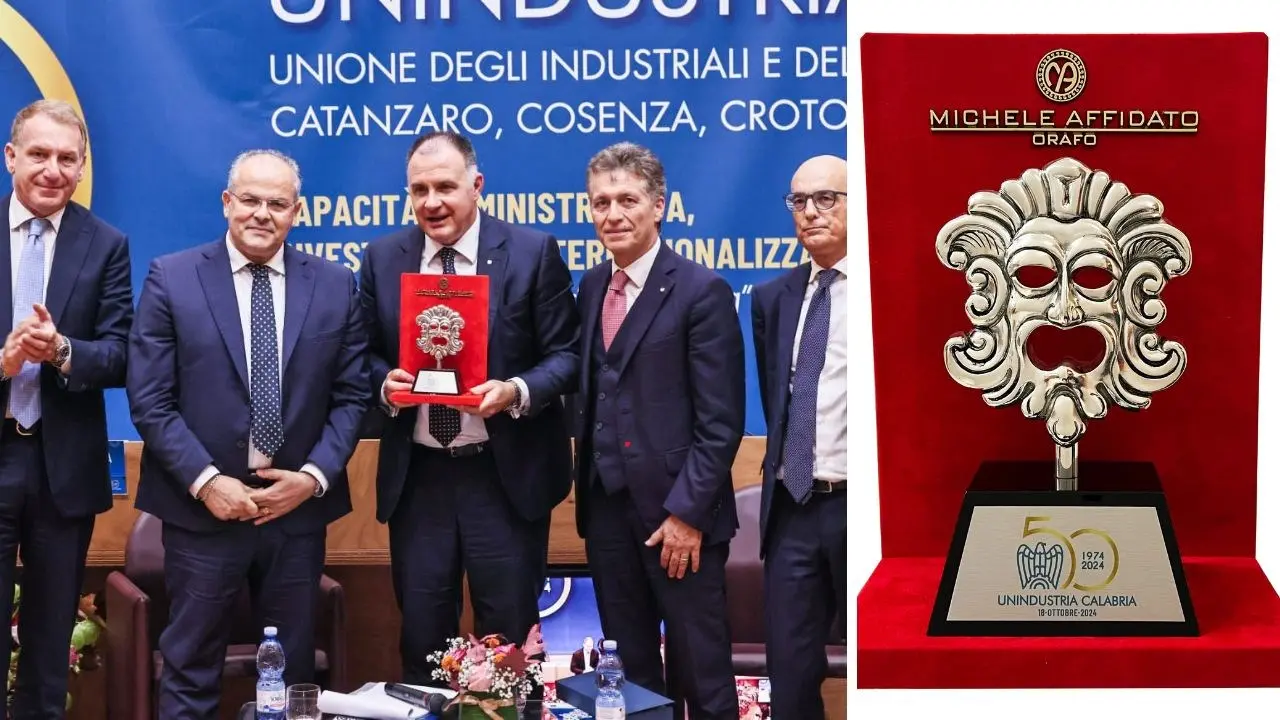 Catanzaro, la Maschera d’Argento del maestro orafo calabrese Affidato al presidente di Confindustria Orsini