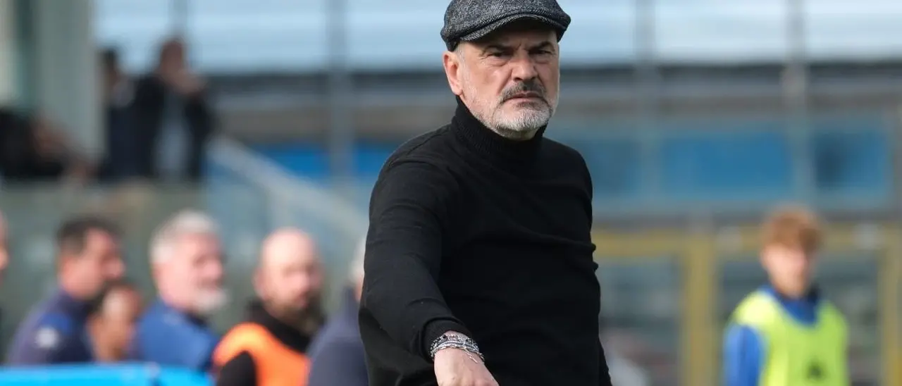 Il Frosinone esonera Vincenzo Vivarini: Leandro Greco verso la panchina della prima squadra