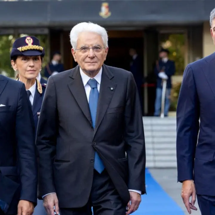 Accuse di razzismo del Consiglio d’Europa alla polizia italiana e ai politici. Mattarella: «Sono sbalordito per le critiche alle forze dell’ordine»