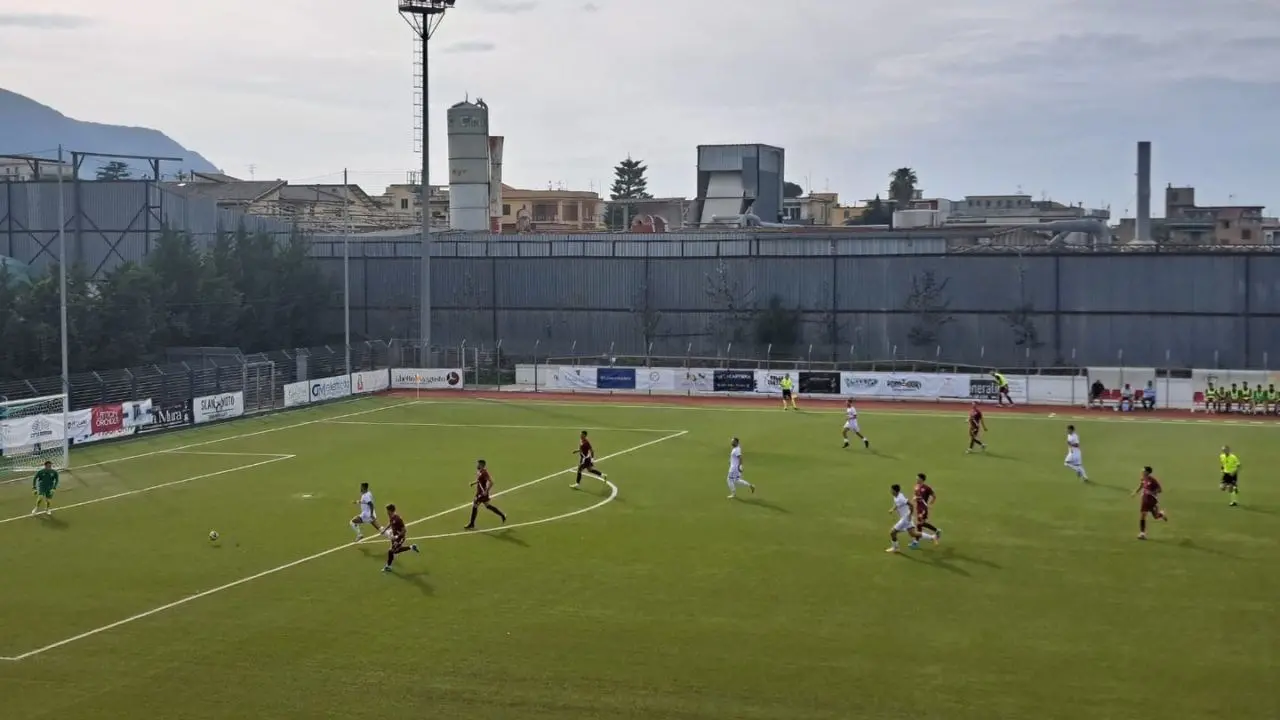 Serie D, pareggio a reti bianche tra Pompei e Locri: uno 0-0 che smuove poco la classifica di entrambe