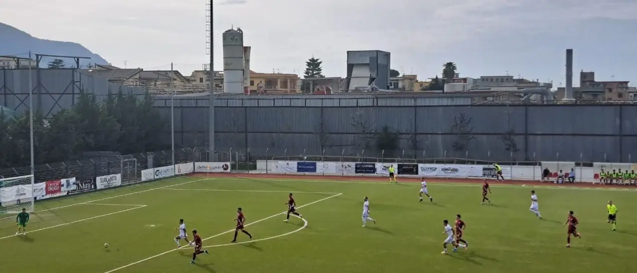 Serie D, pareggio a reti bianche tra Pompei e Locri: uno 0-0 che smuove poco la classifica di entrambe