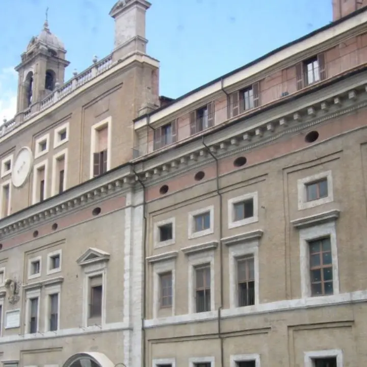 Il Ministero della Cultura come una telenovela: consulenze, amanti e insulti da quattro soldi