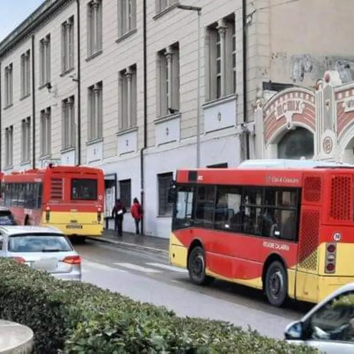 Dibattito del Pd sulla mobilità e il trasporto pubblico locale in Calabria: «Dimostreremo l’inerzia della Regione»