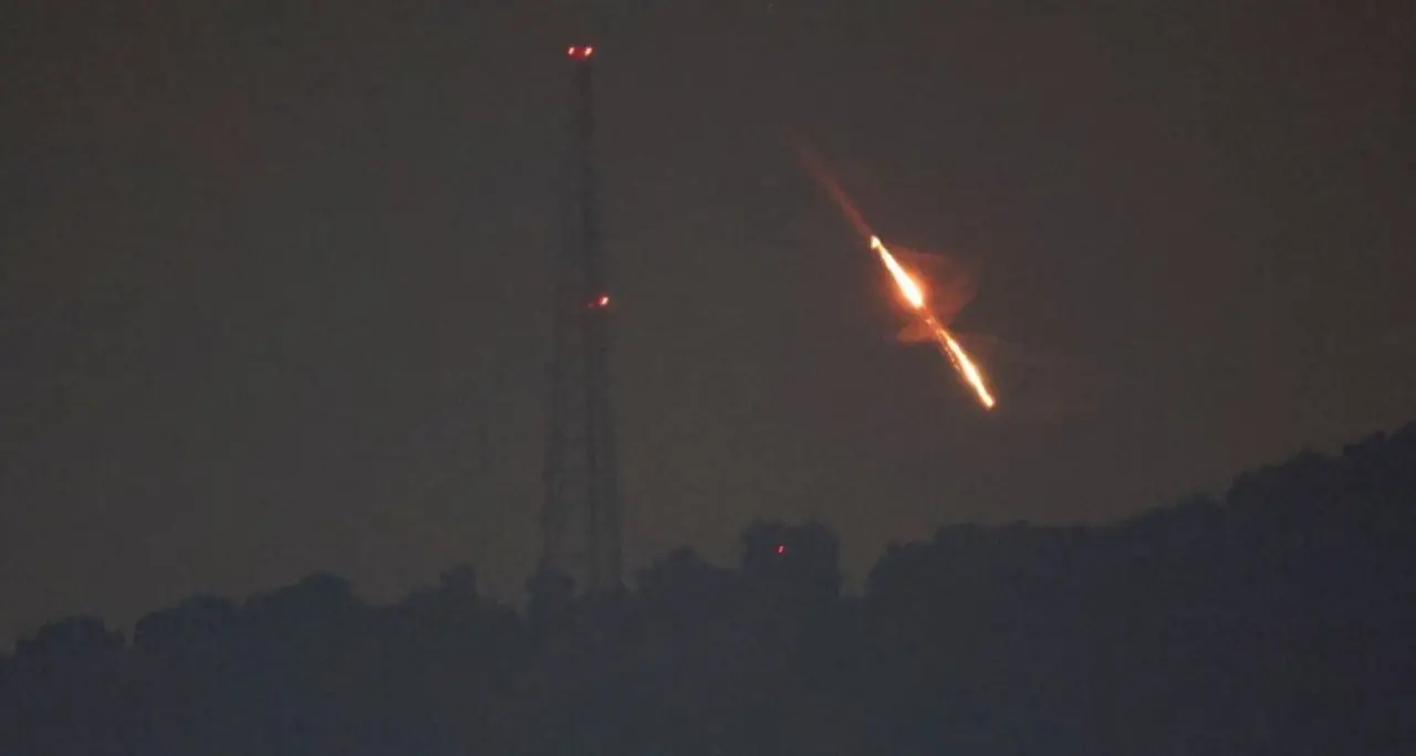 Israele lancia l’attacco contro l’Iran, raid sui siti nucleari: i\u00A0rischi globali e le radici del conflitto\n