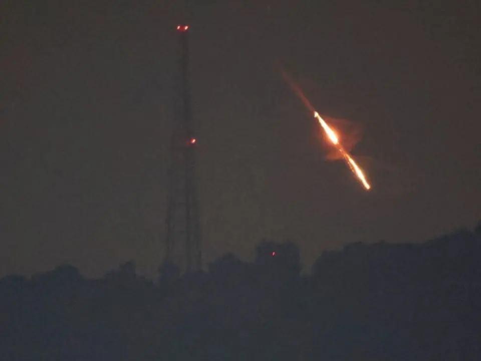 Israele lancia l’attacco contro l’Iran, raid sui siti nucleari: i rischi globali e le radici del conflitto