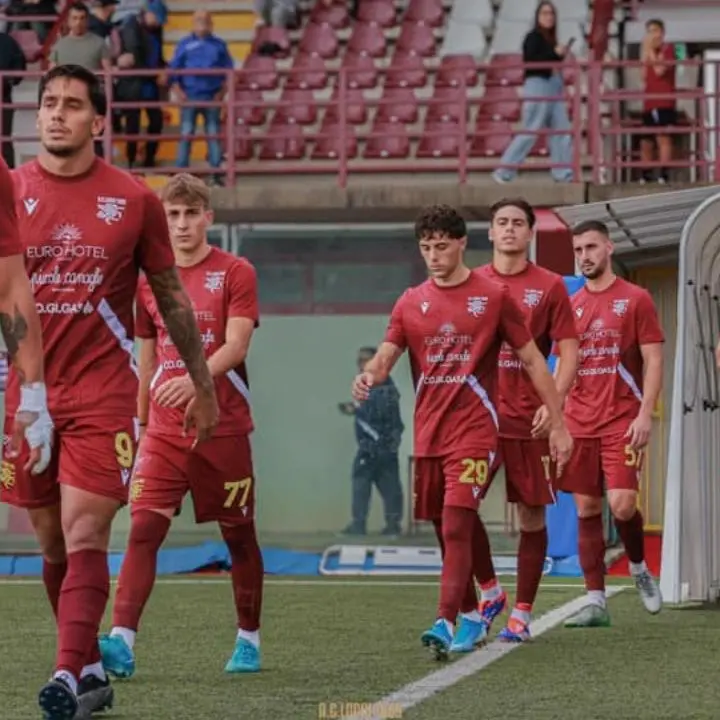 Serie D, il Locri cerca punti in Sicilia: gli amaranto di Ciccio Cozza pronti alla sfida contro il Castrumfavara