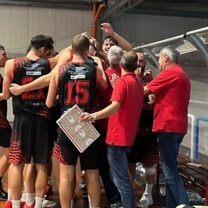 Basket, la Sintegra Rende trionfa in casa dell’Antoniana: i ragazzi di coach Carbone vincono 84-71