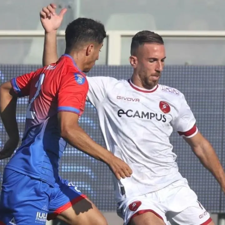 Serie D, la Reggina cala il tris al Paternò: al Granillo a segno Cham, Girasole e Forciniti