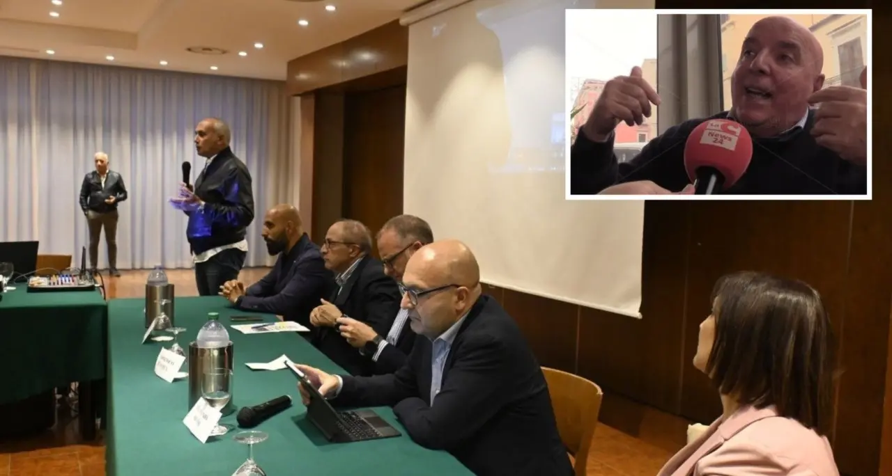 Il convegno del Pd finisce in rissa, Iacucci a Oliverio: «Ti ho fatto da servo per 15 anni». E lui: «Così prendevi appunti»