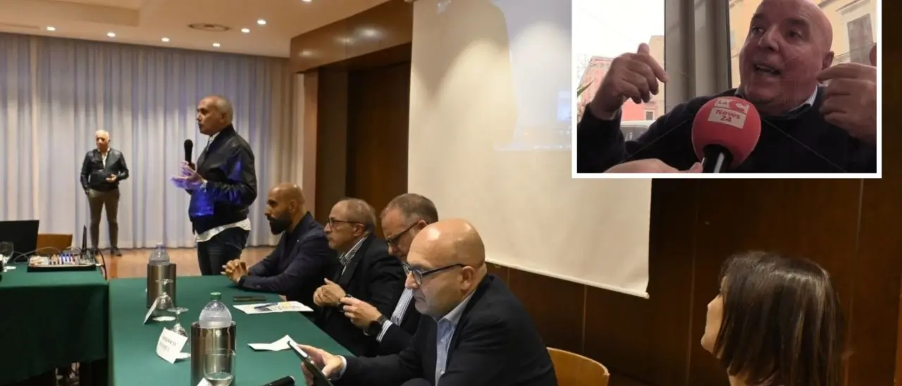 Il convegno del Pd finisce in rissa, Iacucci a Oliverio: «Ti ho fatto da servo per 15 anni». E lui: «Così prendevi appunti»