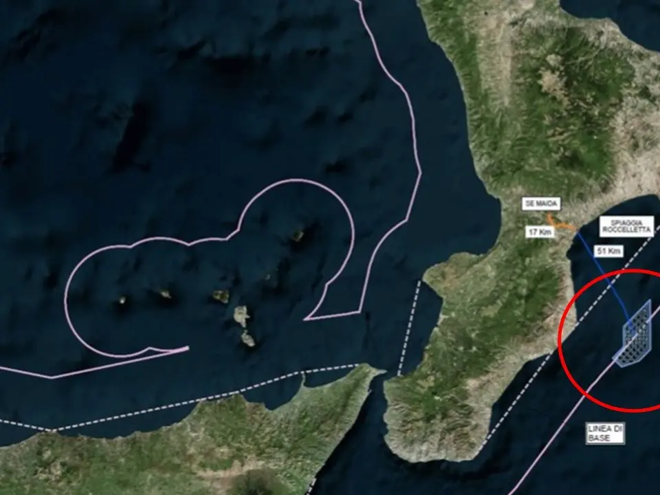 Parco eolico nel golfo di Squillace, tutte le voci del fronte del No: «Ennesima mortificazione della nostra terra»