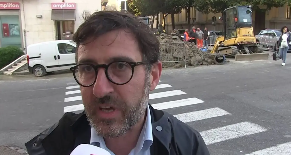 Catanzaro ancora senz’acqua e scuole chiuse anche domani, il Comune: «Sorical sapeva del guasto ieri sera ma ha comunicato solo oggi»\n