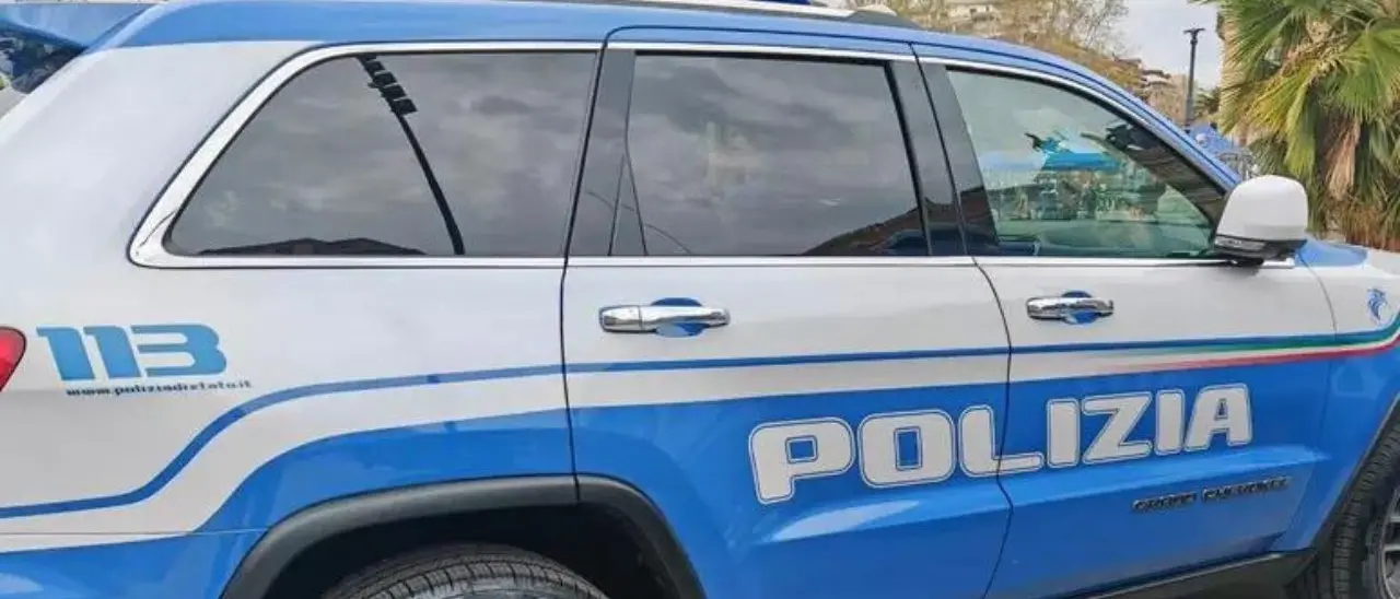 Palmi, alla guida di un’auto investe volontariamente una persona: 32enne arrestato per tentato omicidio