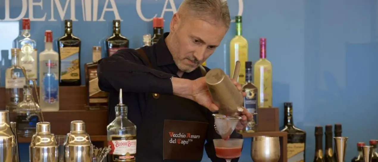 Limbadi, la distilleria Caffo pronta a ospitare la gara “BarTales cocktail competition”