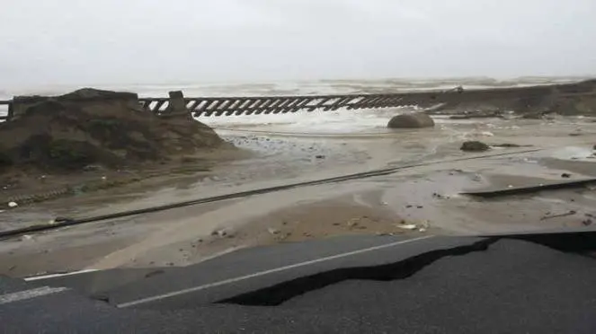 Strade e ferrovie crollate: nove anni fa la tempesta di Halloween che mise in ginocchio la Locride