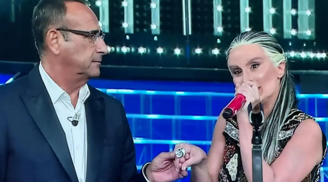 Verdiana conquista Tale e Quale Show: la cantante calabrese primeggia con un’intensa interpretazione di Anna Oxa