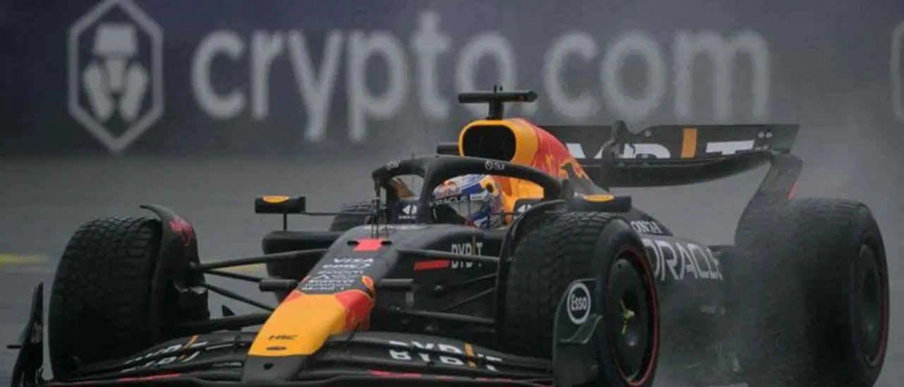 Formula uno, Verstappen vince in Brasile sotto la pioggia e vede il titolo mondiale