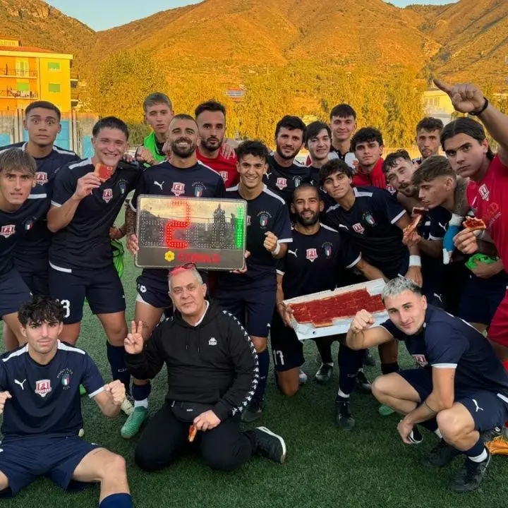 Eccellenza, il Praia Tortora rimonta l’Isola Capo Rizzuto. Il presidente De Rosa: «Grande reazione dopo lo svantaggio»