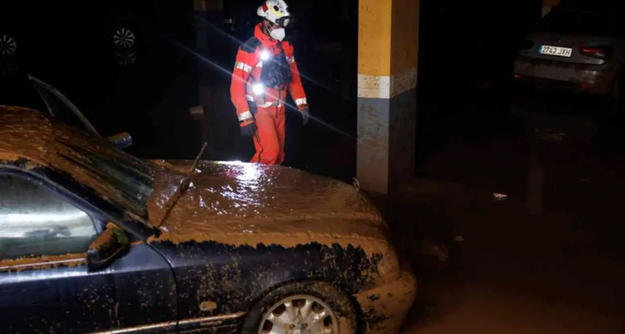 Alluvioni in Spagna, nessuna vittima ritrovata nel parcheggio del centro commerciale di Aldaia