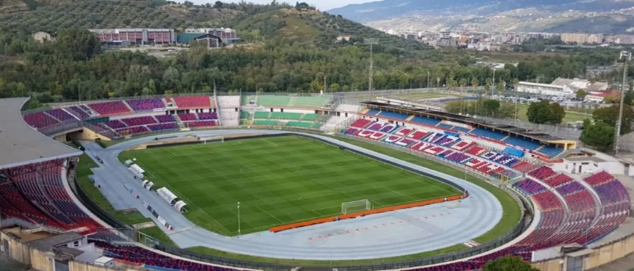 Nuovo passo in avanti per il restyling dello stadio Marulla, a Cosenza consiglio comunale propedeutico al finanziamento di 7 milioni