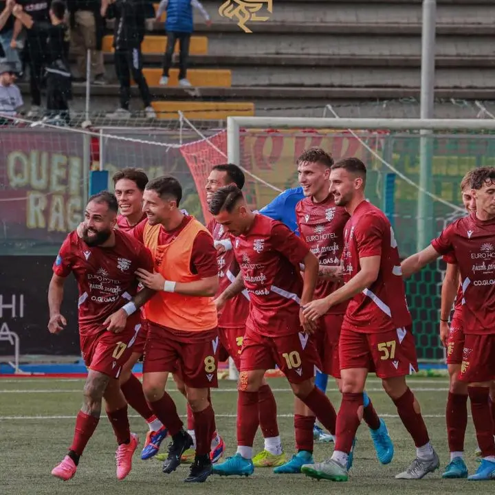 Serie D, il confronto con l’anno scorso dopo dieci turni: il Locri (+8) vola sulle ali del Cavallo Alato. Buon +5 per la Reggina. Vibonese, vetta con un punto in meno