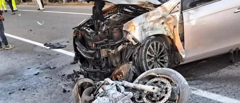 Incidente sulla\u00A0statale 106, lotta per la vita il figlio del motociclista morto sul colpo