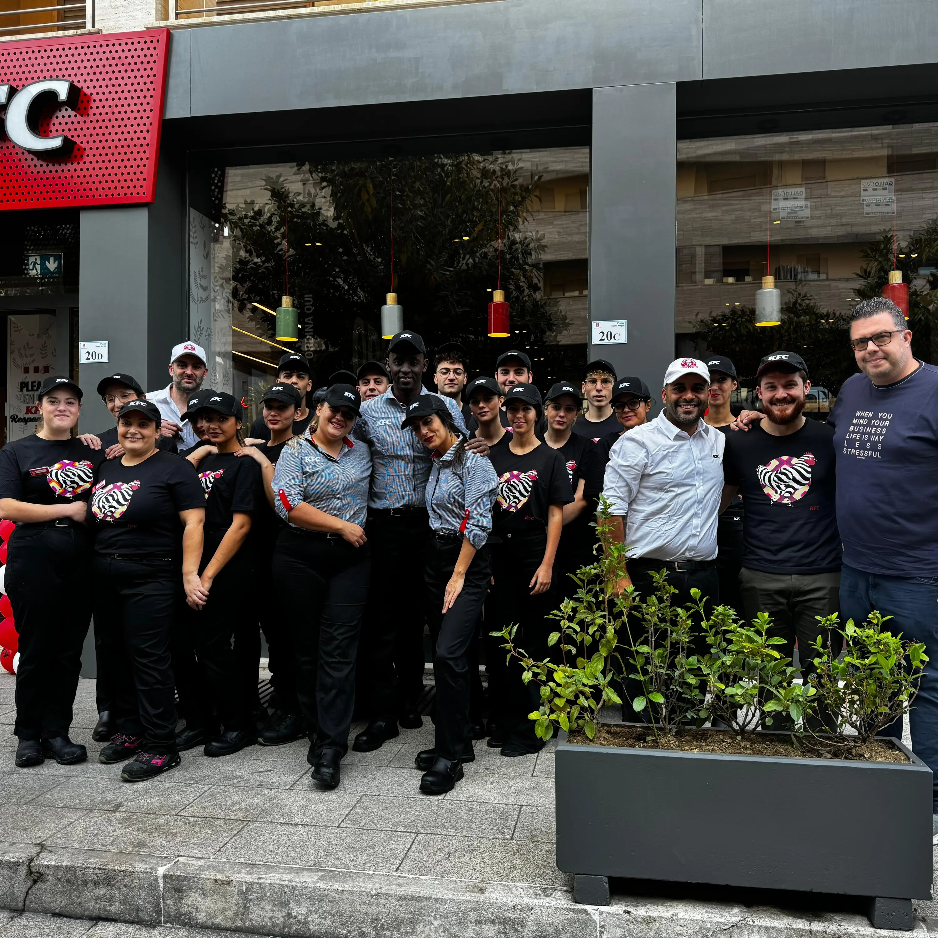 Il colosso del fast food americano Kfc apre a Rende il suo secondo ristorante in Calabria\n