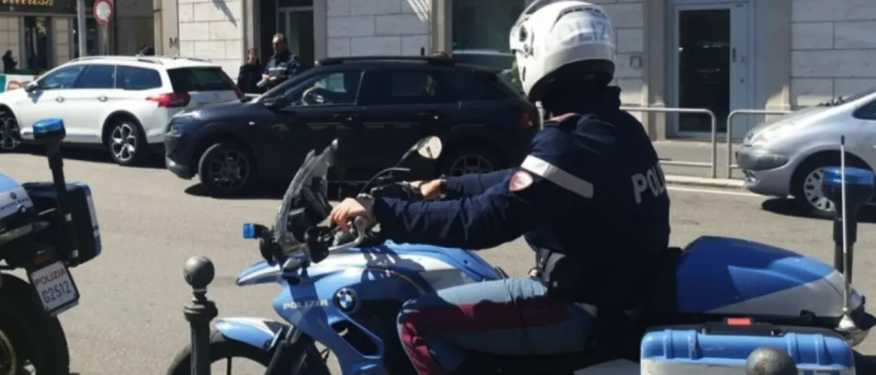 Ruba in casa dell’ex compagna, arrestato 35enne a Crotone\n