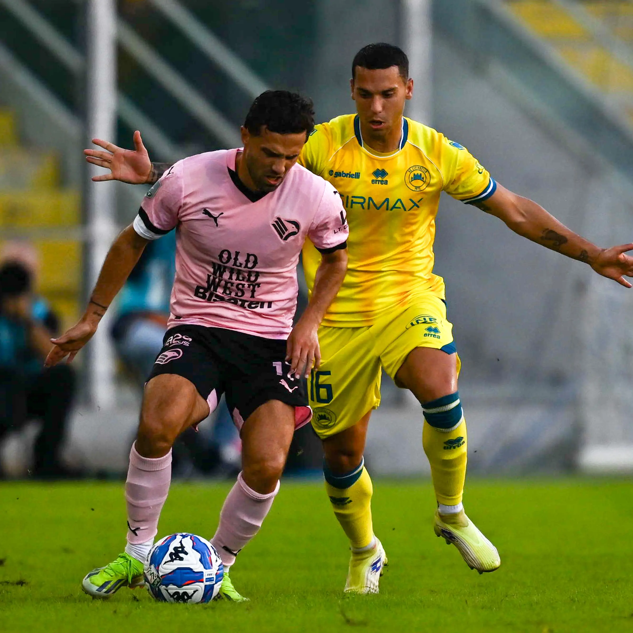 Serie\u00A0B, Frosinone-Palermo apre il tredicesimo turno. Catanzaro e Cosenza attese da\u00A0trasferte ostiche