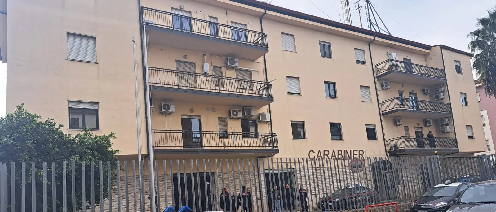 Corigliano Rossano, blitz dei carabinieri contro immigrazione clandestina e occupazioni abusive\n