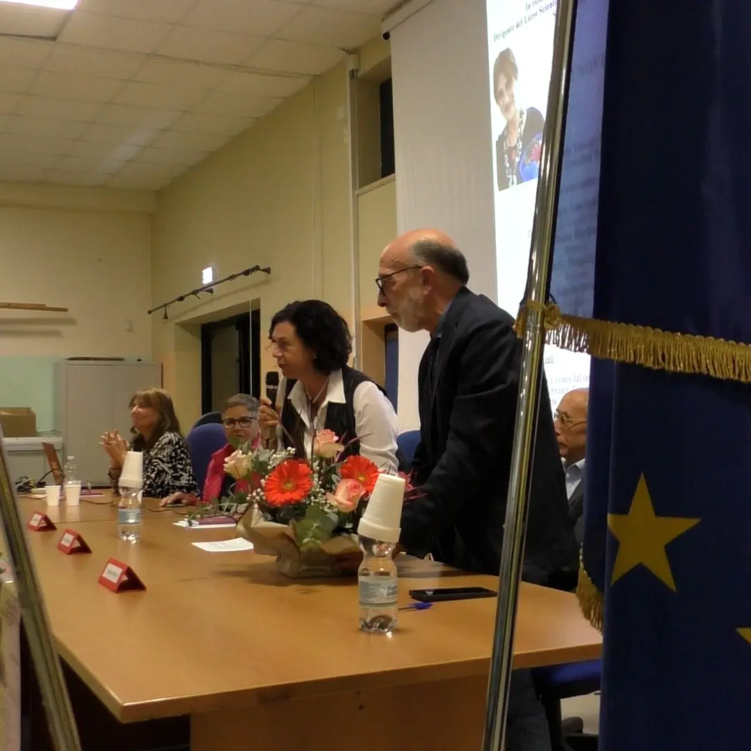 Scalea ricorda la storica preside\u00A0Filomena D'Amante: «Forte e intelligente, manca ogni giorno di più»\n