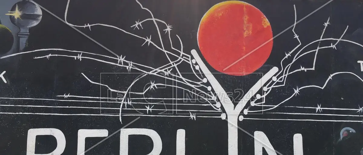 Trentacinque anni fa la\u00A0caduta del Muro Berlino: tra vecchie e nuove barriere, ancora ci sono confini che separano popoli e persone