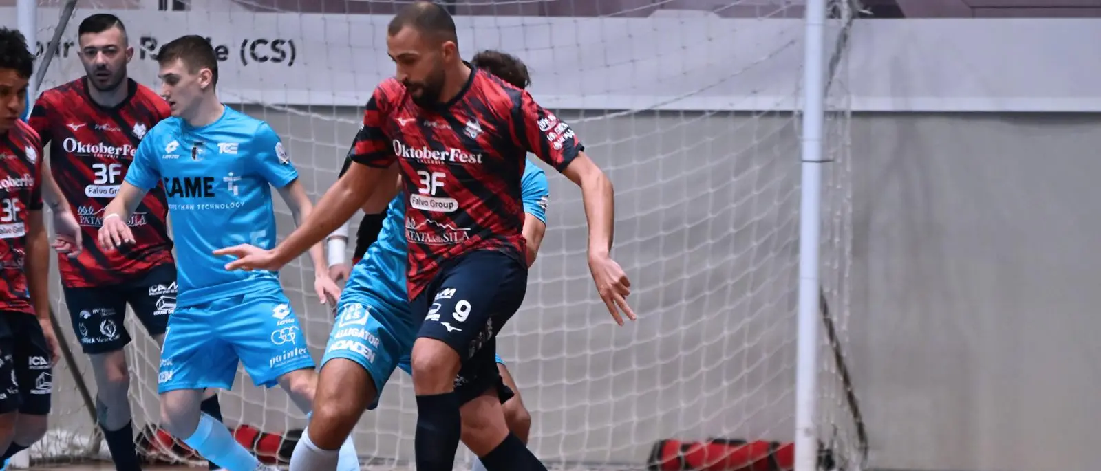 Calcio a 5, la Pirossigeno getta alle ortiche la prima vittoria: contro la Came Treviso termina 4-4\u00A0\n