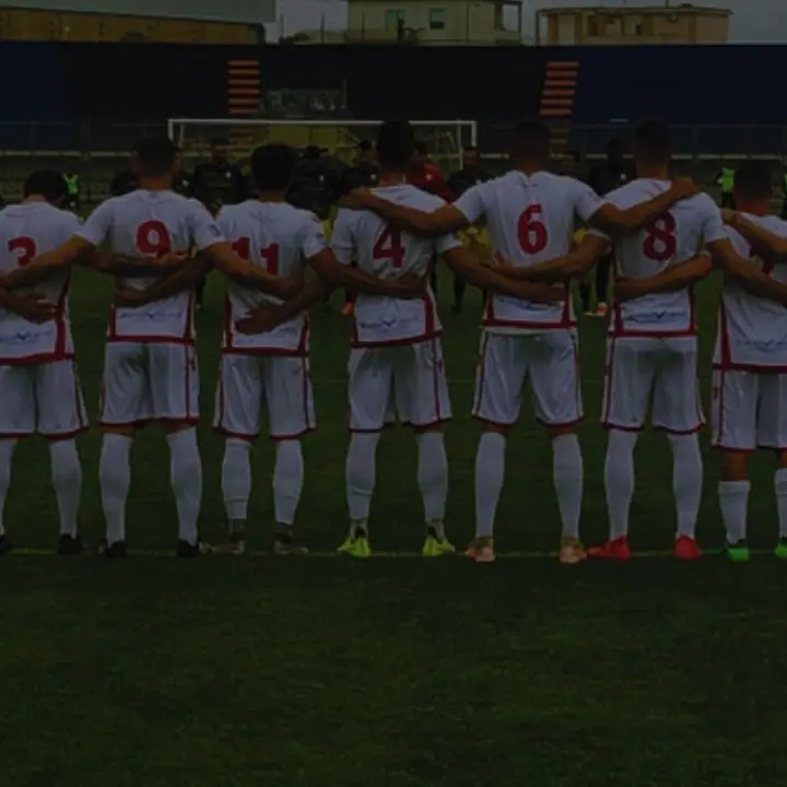 Calcio calabrese in lutto per la morte del 12enne stroncato da un malore durante l’allenamento. Un minuto di silenzio su tutti i campi