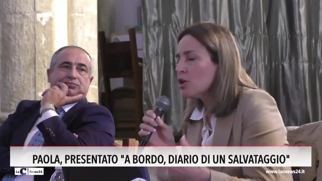 Paola, presentato \"A Bordo, diario di un salvataggio\"