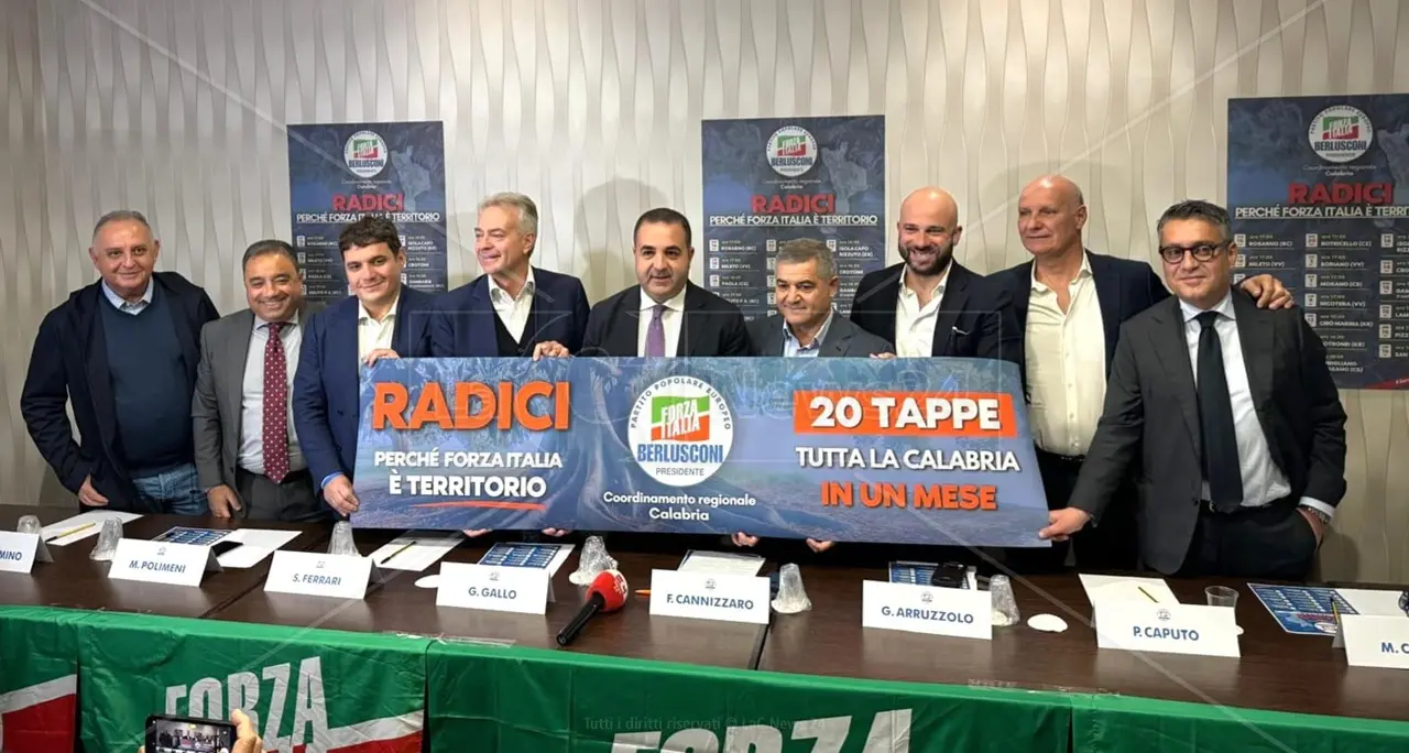 Forza Italia inaugura la campagna elettorale con due anni d’anticipo e Cannizzaro lancia l’Occhiuto bis\n