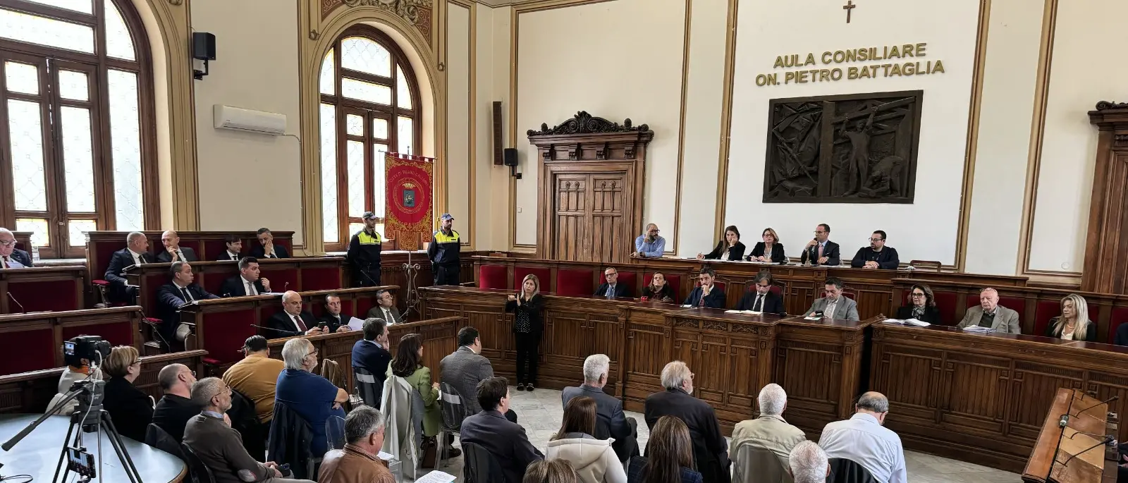 «Intorno all’Asp di Reggio Calabria tanti sciacalli»: l’accusa della dg Di Furia mentre la politica litiga sulla sanità\n