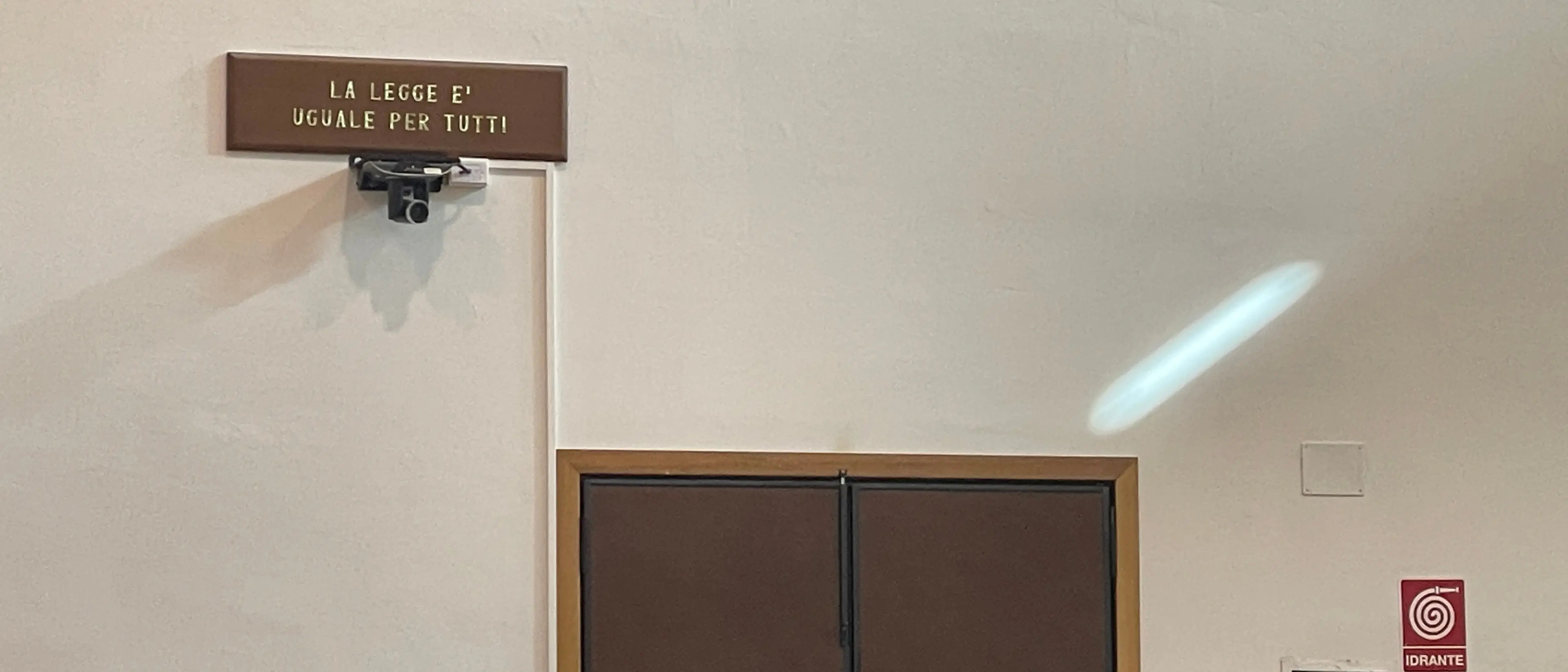 Processo Reset, clima teso tra magistratura e avvocatura prima e durante l’esame di Ivan Barone\n