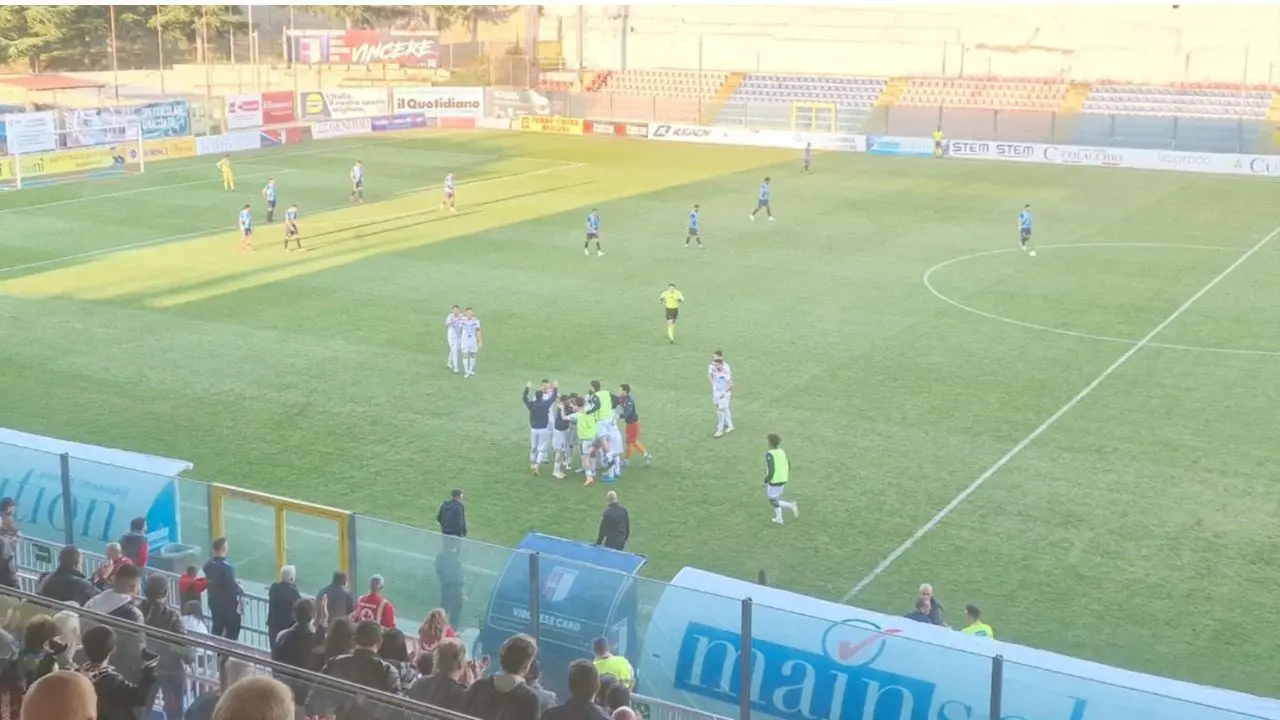 Serie D, è la settimana del\u00A0derby Vibonese-Reggina. Al\u00A0Luigi Razza in gioco c'è la vetta\n