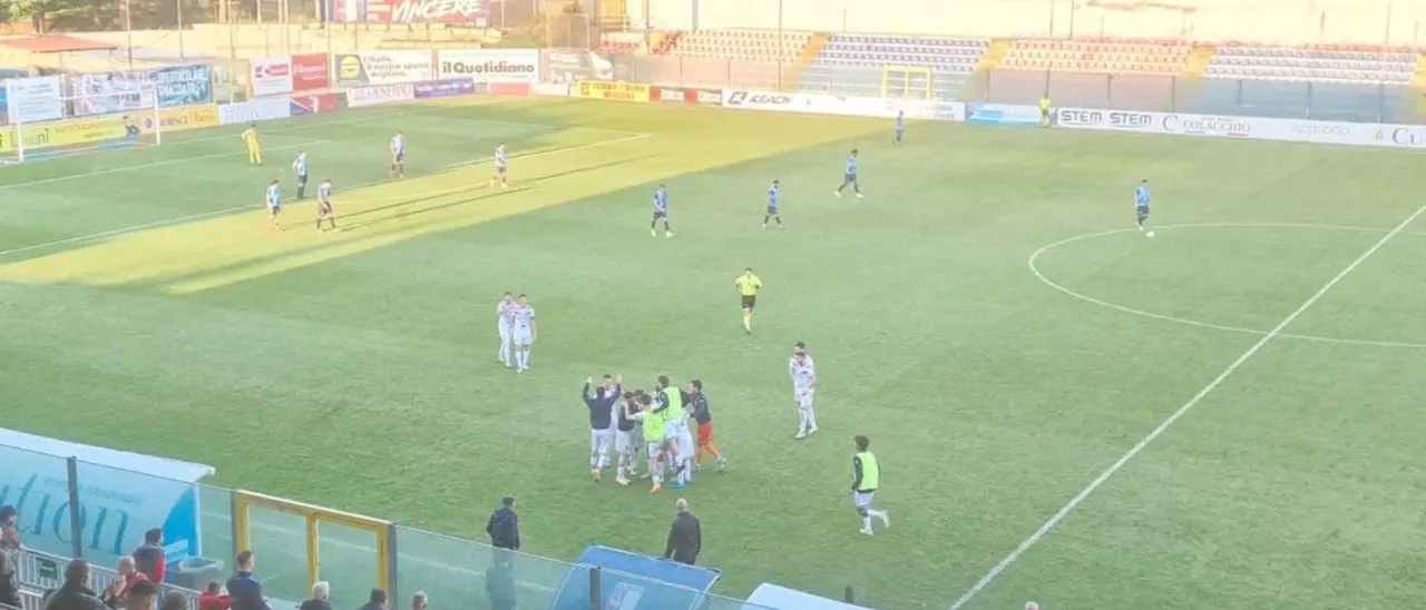 Serie D, è la settimana del\u00A0derby Vibonese-Reggina. Al\u00A0Luigi Razza in gioco c'è la vetta\n