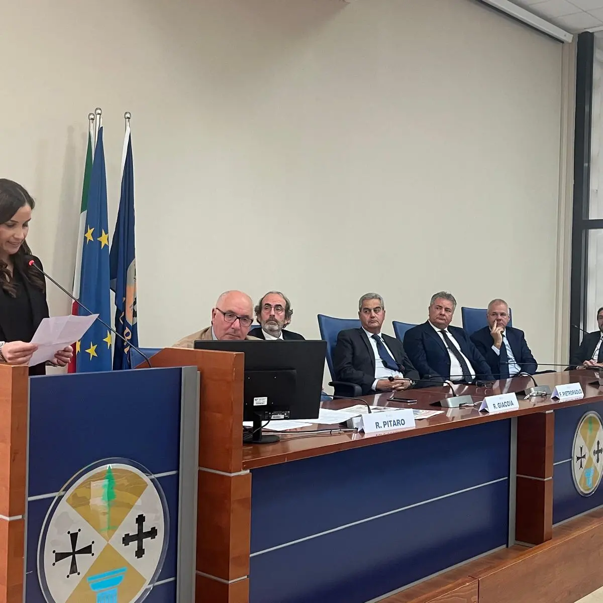 Reggio, inaugurata la sala Pietro Bellantoni negli uffici Rai in Consiglio regionale. Giacoia: «Anche questa è casa sua»\n