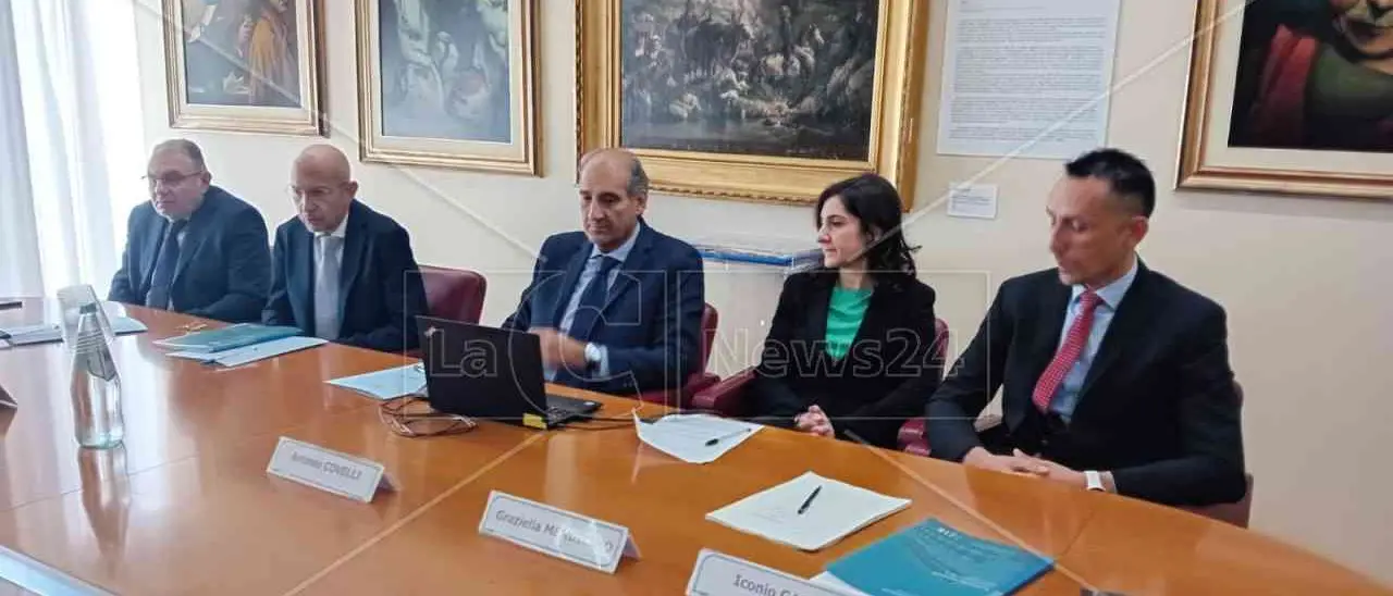 In Calabria aziende in ripresa mentre cresce l’occupazione: l’analisi della Banca d’Italia\n