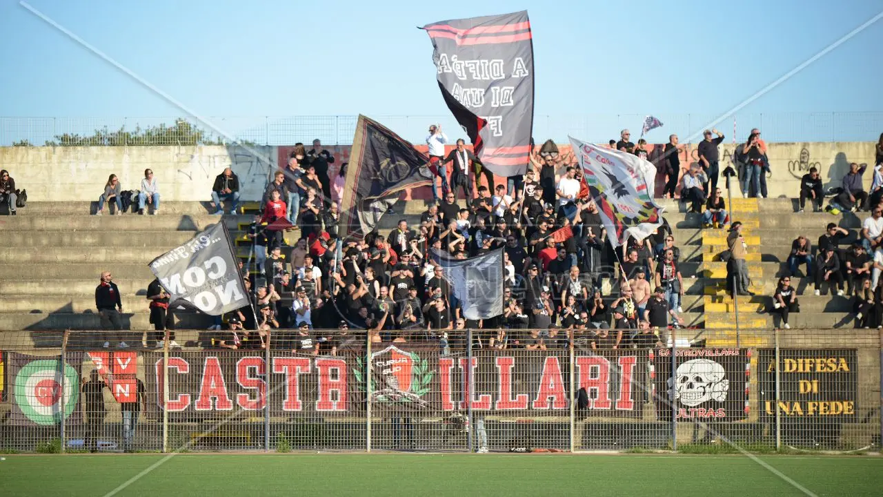 Castrovillari Calcio, dopo il botta e risposta a colpi di comunicati tra giocatori e società, ora i tifosi chiedono rassicurazioni sul futuro